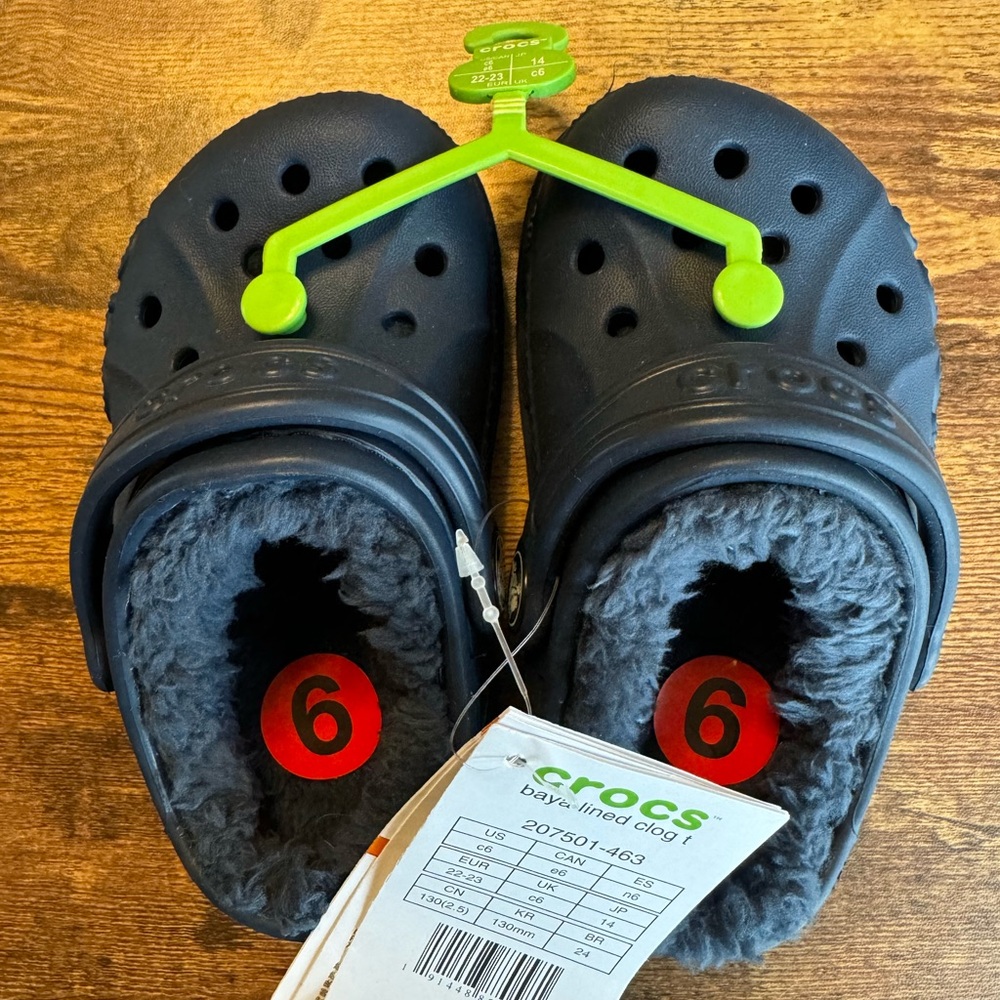 NWT Toddler Lined Crocs